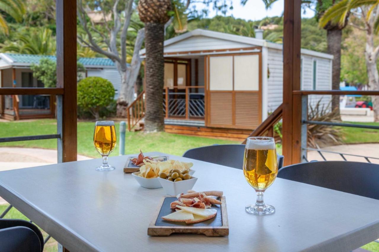 Camping Vila Village Sant Feliu de Buixalleu Εξωτερικό φωτογραφία